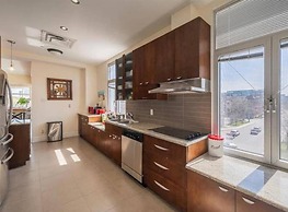 Sleeps6-apartment-parking-balcony-patio