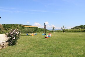 Nice Apartment in Guasticce With Pool