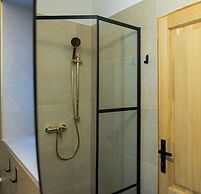 Epic Rooms