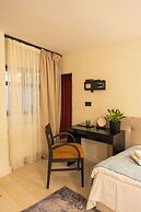 Epic Rooms