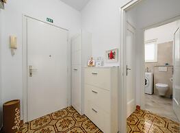 Pretty Apartment Near Golf Course