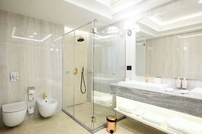 Tresor Le Palais Timisoara, Curio Collection By Hilton