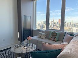 Skyline Luxe Panoramic Suites & towers Toronto