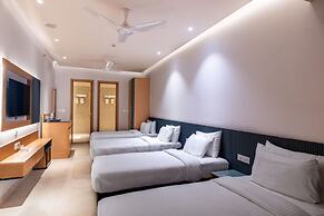 Krishna's Courtyard - Hotel & Convention