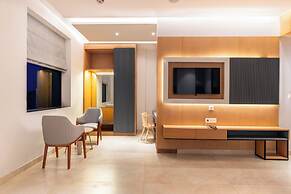 Krishna's Courtyard - Hotel & Convention