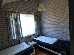 Pleasant Holiday Home With Garden