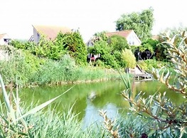 Pleasant Holiday Home With Garden