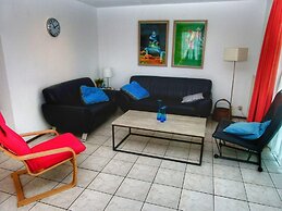Pleasant Holiday Home With Garden