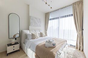 Cozy 1BR in Binghatti Emerald