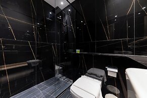 Cozy 1BR in Binghatti Emerald