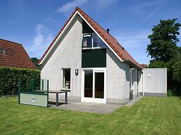 Lovely Bungalow With Garden