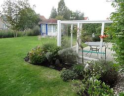 Lovely Bungalow With Garden