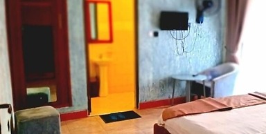 Crux hotel