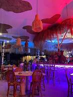 Manawari Beach Resort