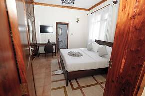 SAS Residence