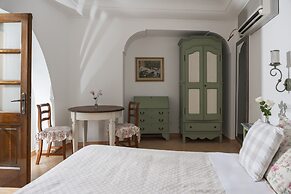 Estate4home - Villa Degli Dei