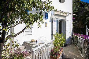 Estate4home - Casetta Arienzo