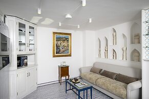 Estate4home - Casetta Arienzo