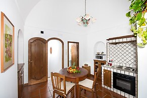 Estate4home - Chiesa Nuova Piccolo
