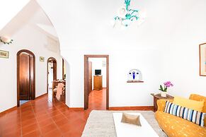 Estate4home - Chiesa Nuova Grande
