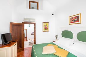 Estate4home - Chiesa Nuova Grande