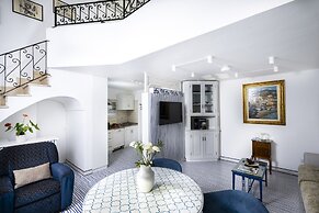 Estate4home - Casetta Arienzo