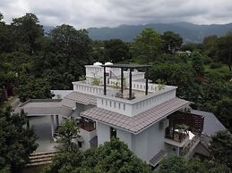 Villa Sierra Sky - Exquisite & Elegant 4 Bedroom Villa