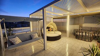 White Roof - Hurghada