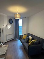1br-sleeps4-parking-closetocentre
