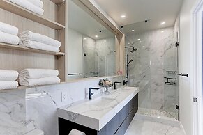 The Harbour Suites & Towers Financial District