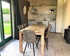 Lovely Holiday Home With Private Barbecue