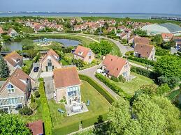 Lovely Holiday Home With Private Barbecue