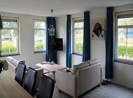 Lovely Holiday Home With Private Barbecue
