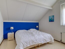 Lovely Holiday Home With Private Barbecue