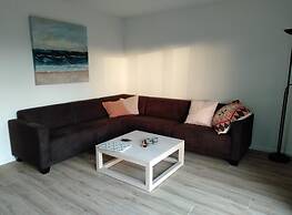 Lovely Holiday Home With Private Barbecue