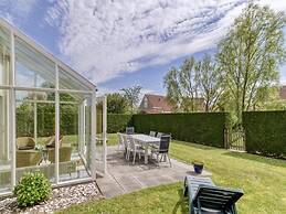 Lovely Holiday Home With Private Barbecue