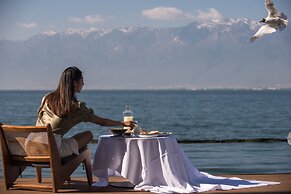 Yakamoz Erhai Hotel