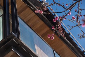 Yakamoz Erhai Hotel