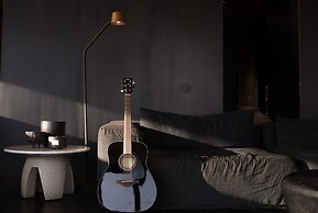 Yakamoz Erhai Hotel