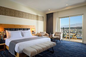 OAKS HOTEL