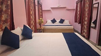 Madhavi Homestay