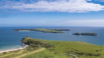 Blue Horizon - Spectacular Coastal Views