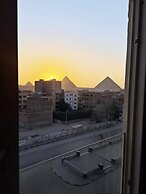 Topaz Pyramids view inn