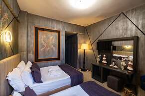 Parnassius Hotel