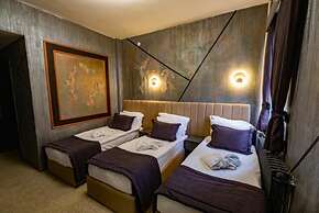 Parnassius Hotel