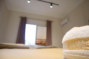 Calma Hotel