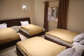Calma Hotel