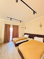 Calma Hotel