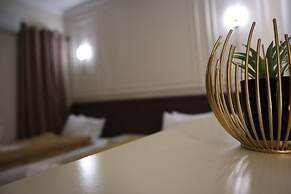 Calma Hotel
