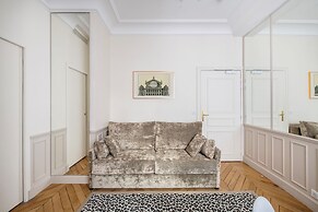LE BEAU MARAIS